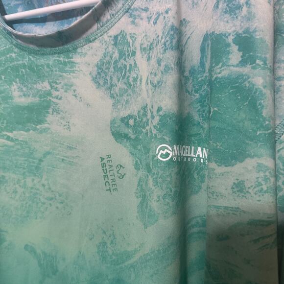 Magellan Fishing Shirt Mens 3XL Green Realtree Wave Aspect Ombre Reversible - Picture 3 of 9